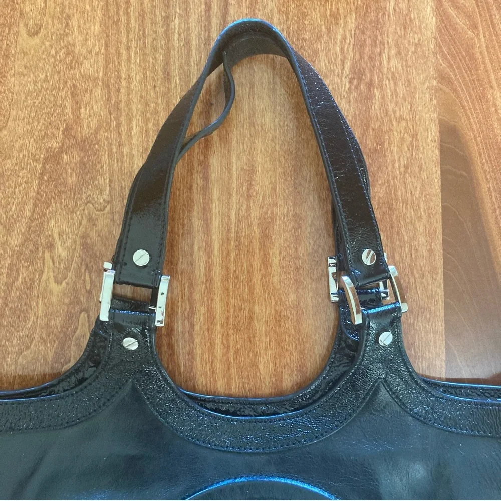 Tory Burch Bombe Tote Black Crackle Leather XL Logo Embossed Silver Satchel - Picture 4 of 14